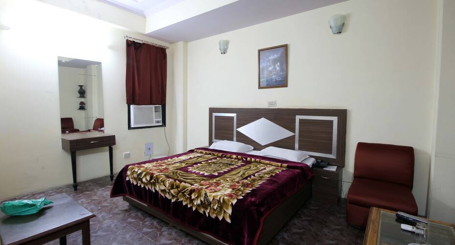 Hotel Astoria, New Delhi 5